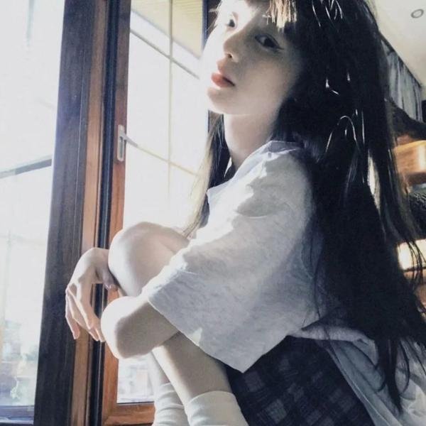 50英尺高的女人